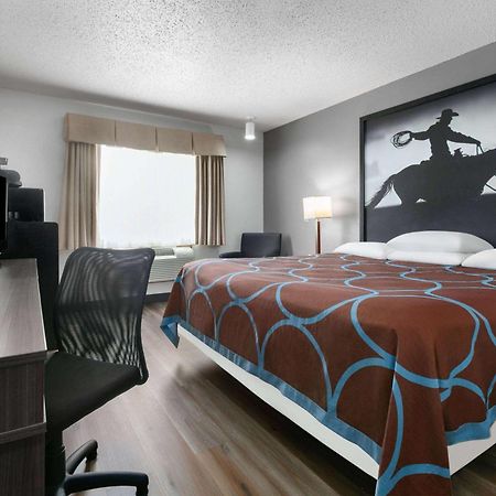 Super 8 By Wyndham Grapevine/Dfw Airport Northwest Otel Dış mekan fotoğraf
