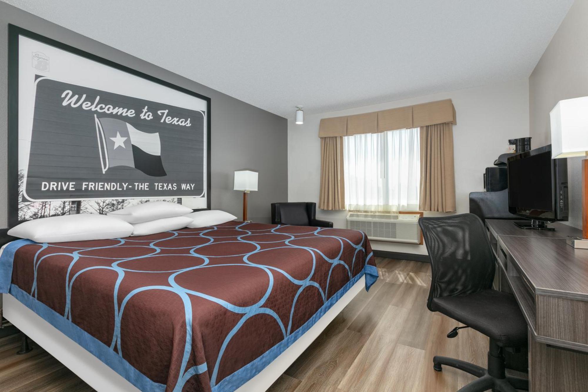 Super 8 By Wyndham Grapevine/Dfw Airport Northwest Otel Dış mekan fotoğraf