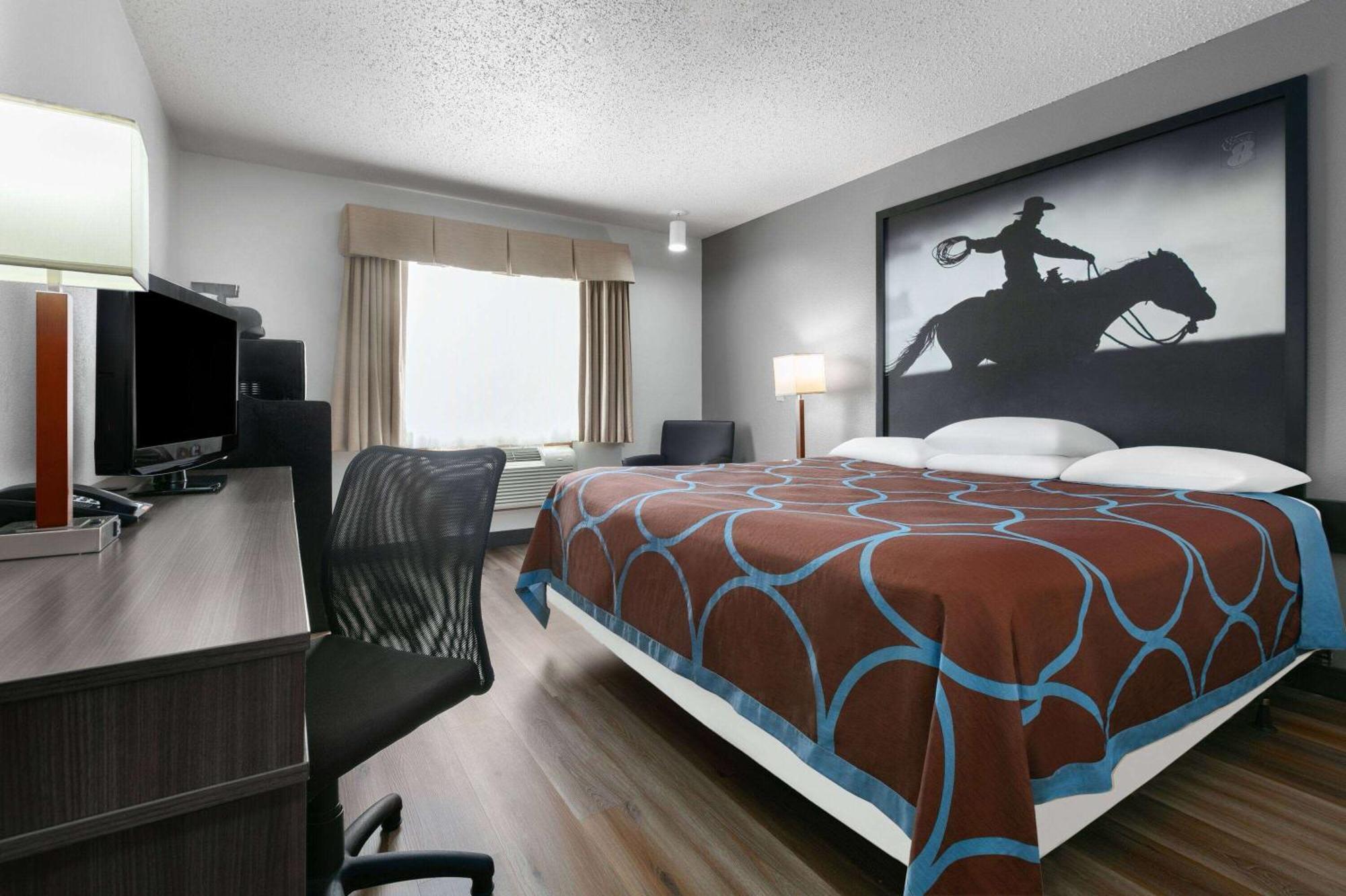 Super 8 By Wyndham Grapevine/Dfw Airport Northwest Otel Dış mekan fotoğraf
